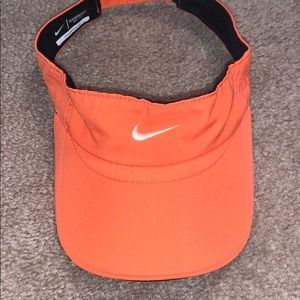 Nike visor